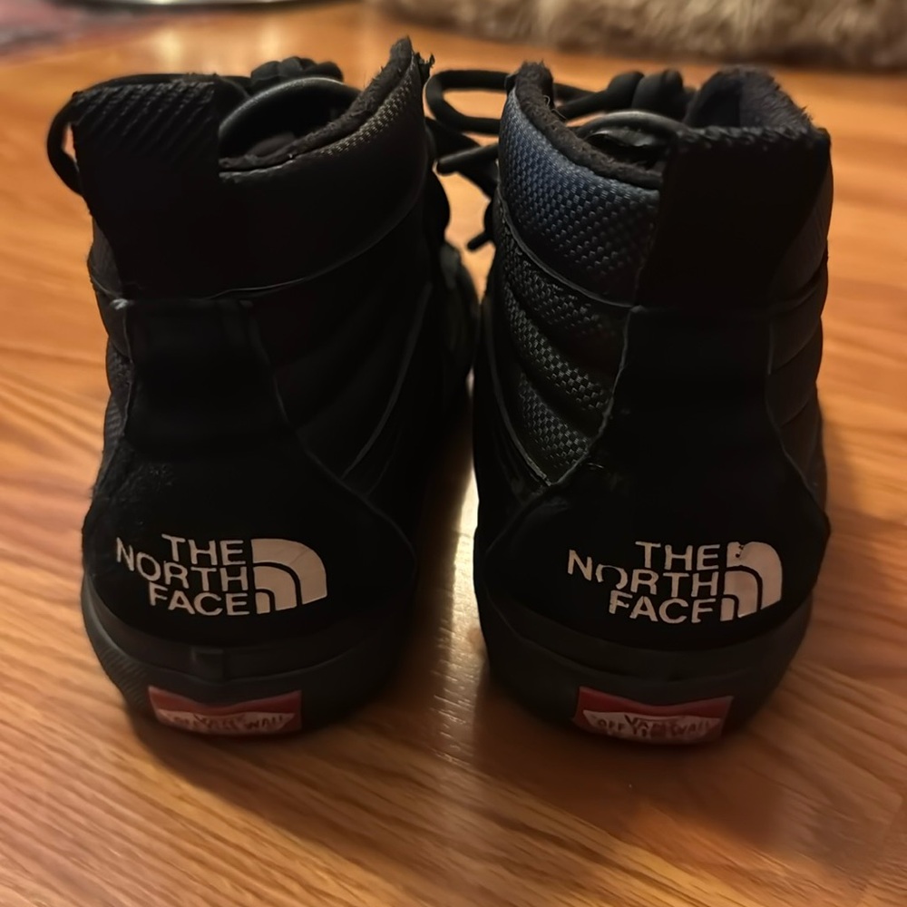 The North Face x Vans collab MTE | Black | M 4.5 / W 6